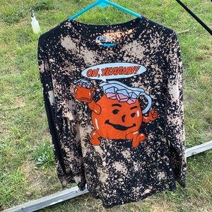 LARGE KOOL-AID MAN SHIRT